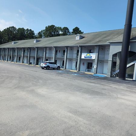 Days Inn By Wyndham Hardeeville Near Hilton Head Eksteriør bilde