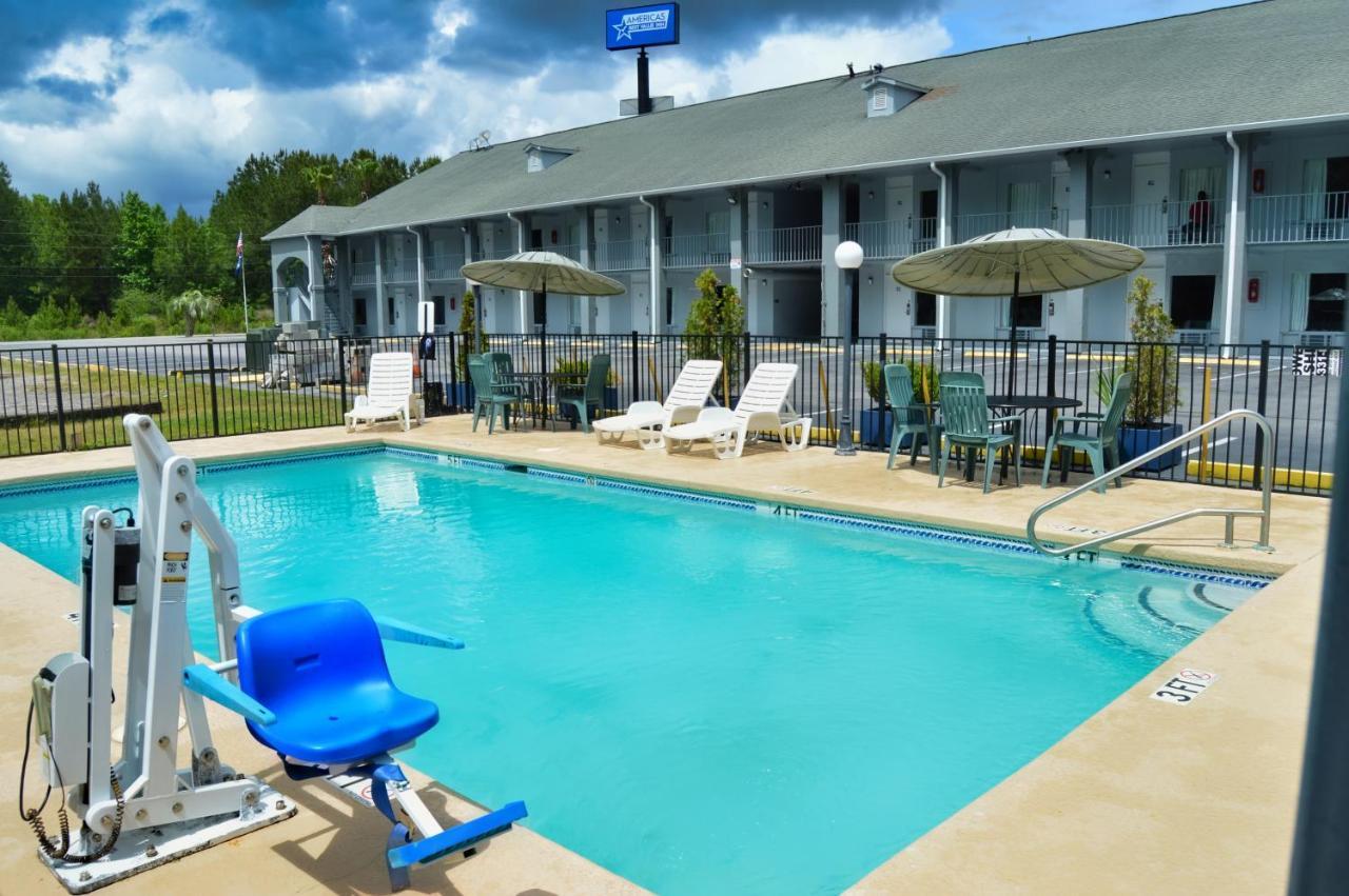 Days Inn By Wyndham Hardeeville Near Hilton Head Eksteriør bilde
