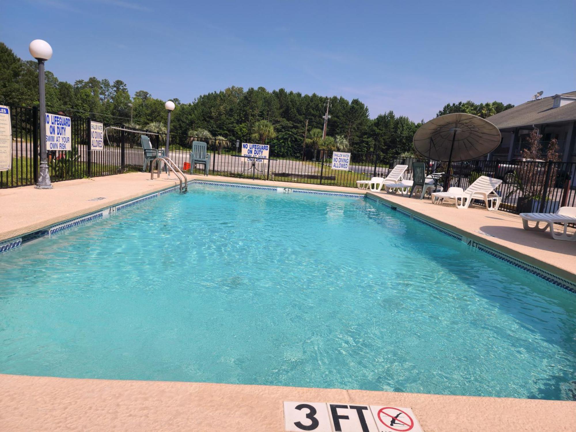 Days Inn By Wyndham Hardeeville Near Hilton Head Eksteriør bilde