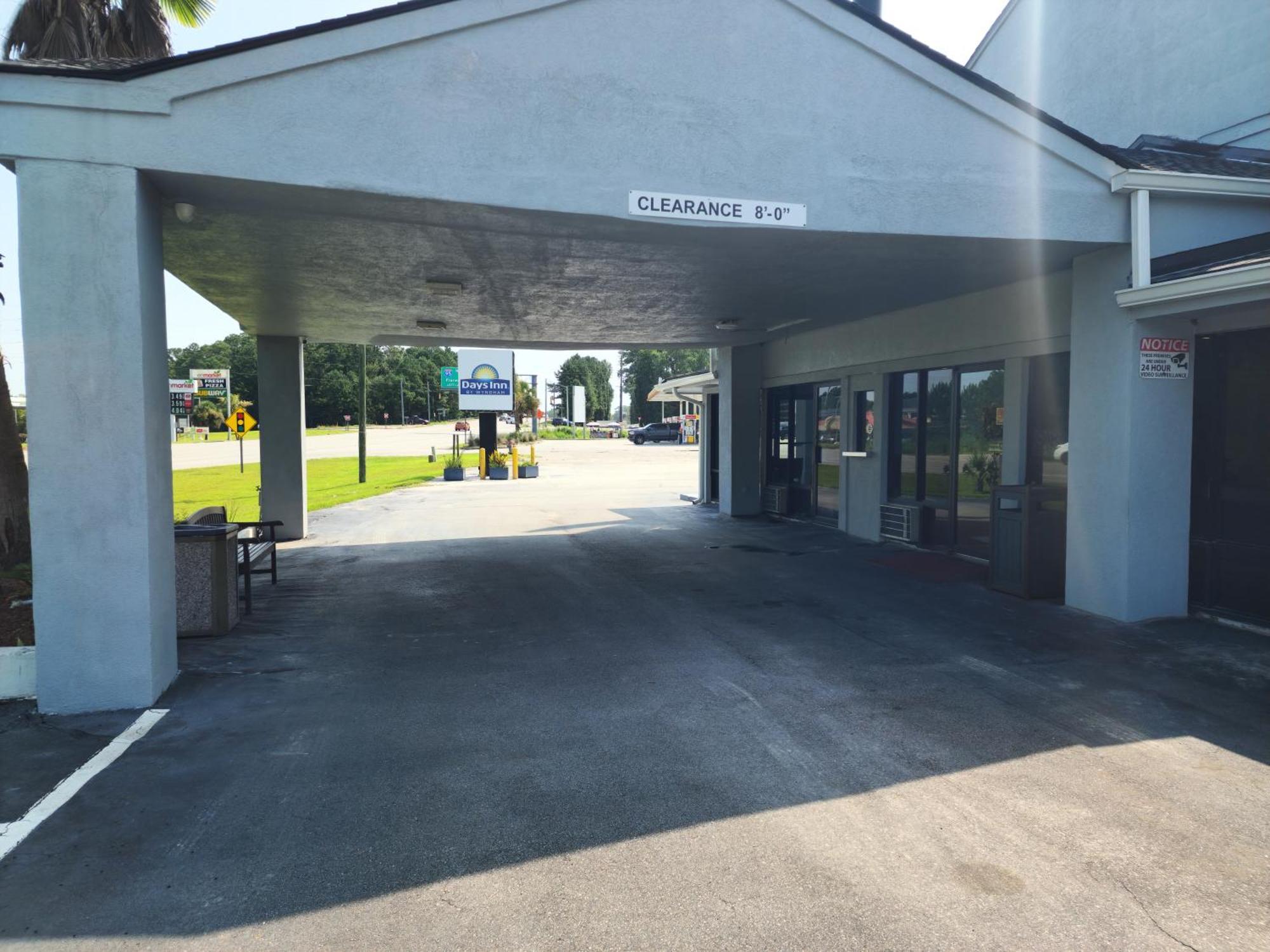 Days Inn By Wyndham Hardeeville Near Hilton Head Eksteriør bilde